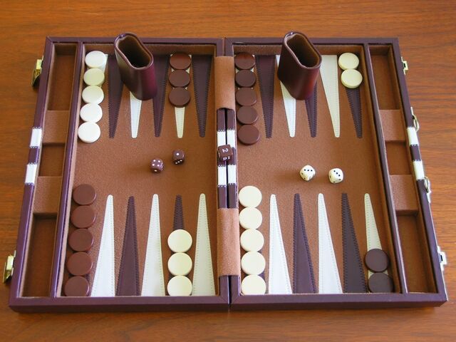 File:Modern backgammon set.jpg
