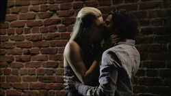 6x17-Shannon&Sayid.jpg