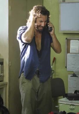4x05 DesmondTel.jpg