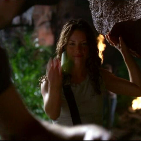 File:1x15-kate-apple.jpg