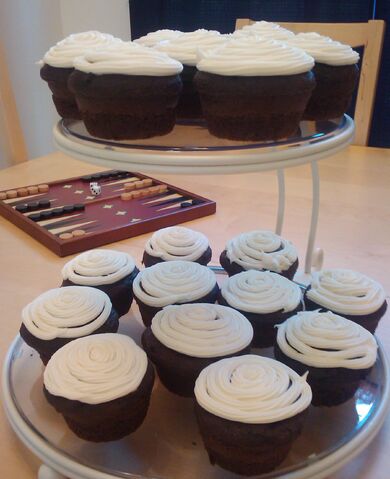 File:Bwcupcakes.jpg