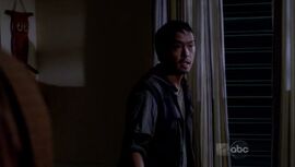 MilesJulietHouse 5x08.jpg