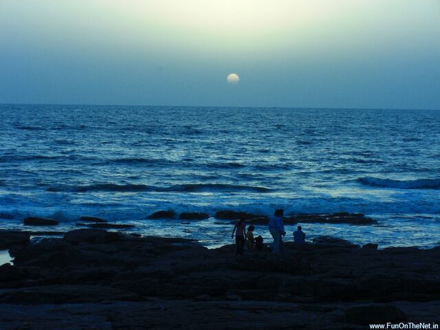 File:Worli-Sea-Face-2.jpg