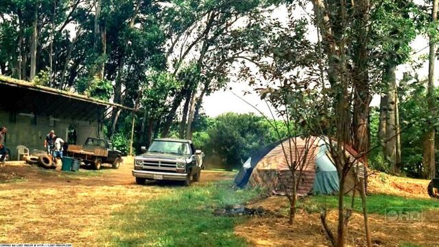 Archivo:Sweatlodge2.jpg