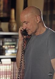 4x09 ringring.jpg