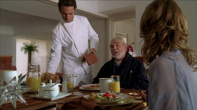 File:Paulo breakfast.jpg