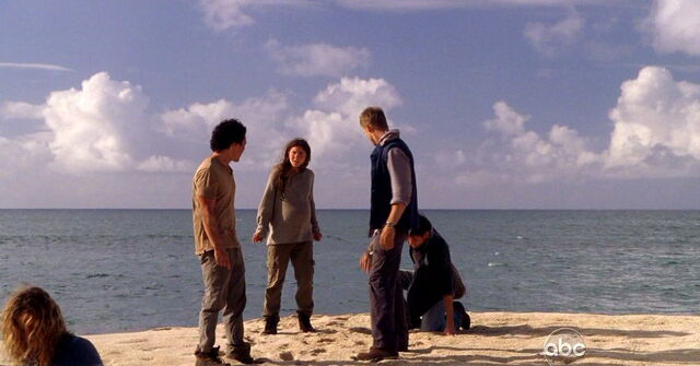 File:5x05 ArguingInFrench.jpg