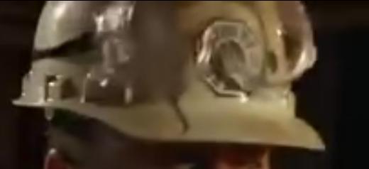 Ficheiro:Capacete.jpg
