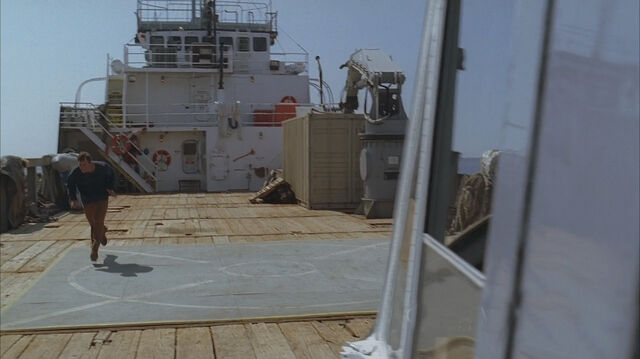 File:4x05-FreighterMotif.jpg