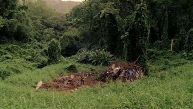 Archivo:6x05Claire'scamp.jpg