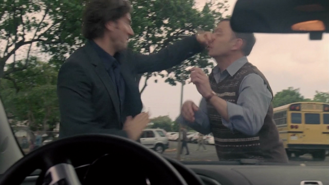 File:Ep6x16DesmondLeftHook.png