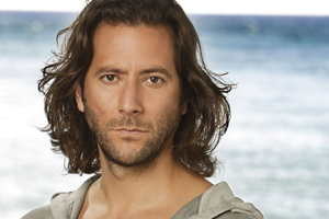 Ficheiro:MDesmond.png