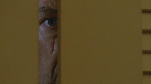 Archivo:3x13 LockeEye.jpg