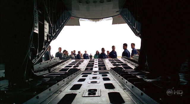 File:4x12 OpeningThePlane.jpg