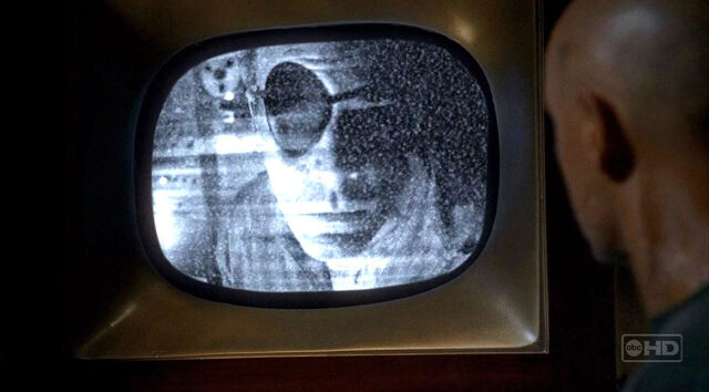 File:3X05 LockePatchy.jpg