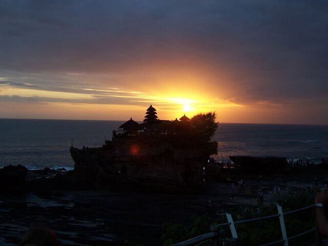 File:Bali.jpg