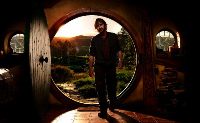 File:PeterTheHobbitSet.png