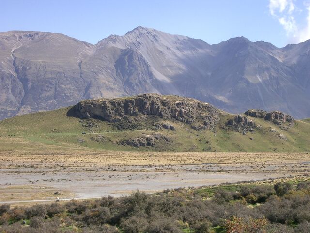 File:Mount Sunday.jpg
