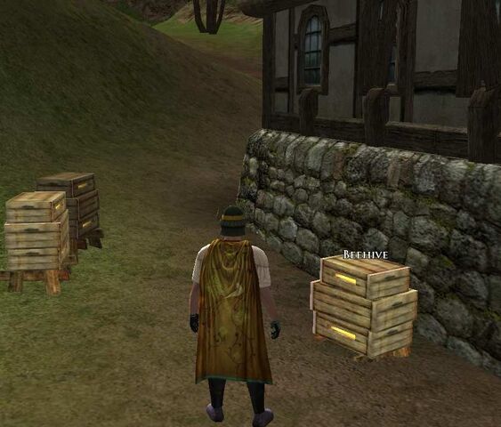 File:CombeBeehive2.jpg