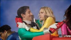 Jake saving Gia from falling off the sky ship