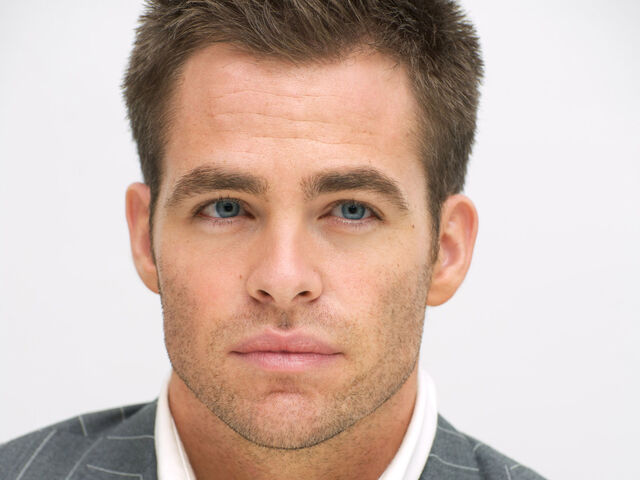 File:Chris-Pine-Wallpaper.jpg