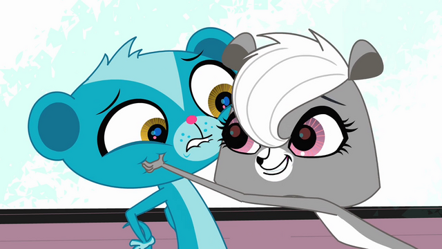 File:Pepper grabs Sunil's face.png