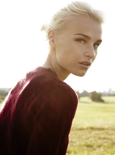 Hanah Bell2