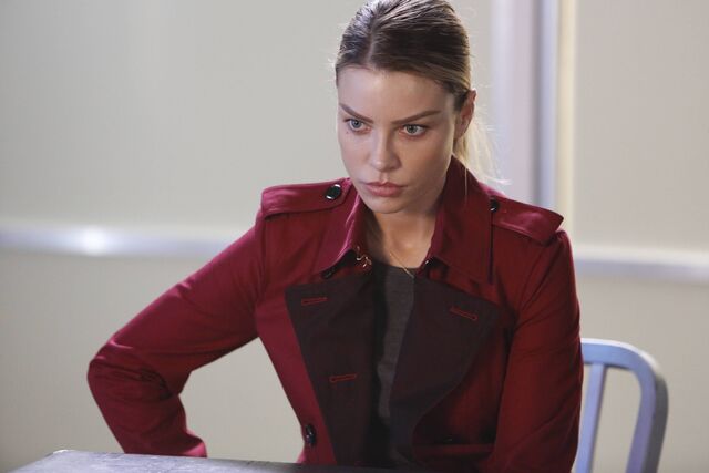 File:202 promo Chloe 1.jpg