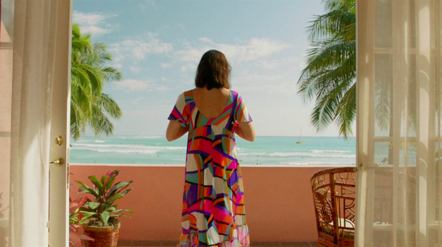 File:6x01 Megans outfits (04).png