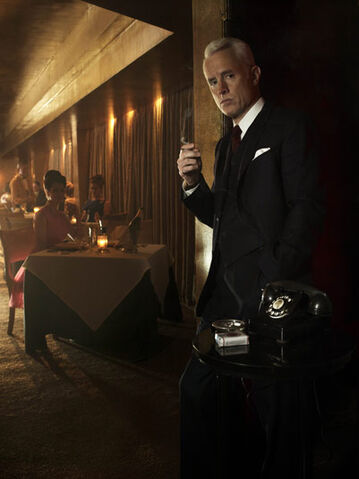 File:Season4-roger.jpg