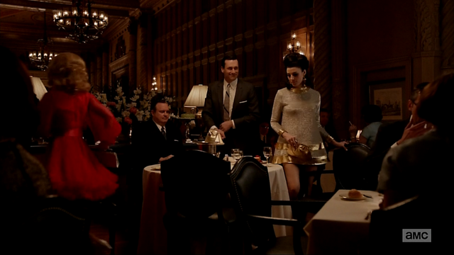 File:6x06 Megans Outfits (04b).png