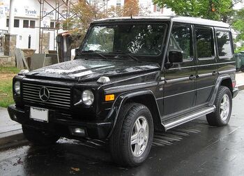 800px-Mercedes-Benz G500