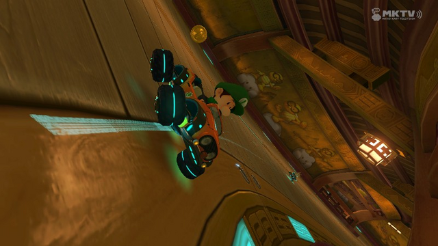 File:DragonDriftwayLakituMural.png