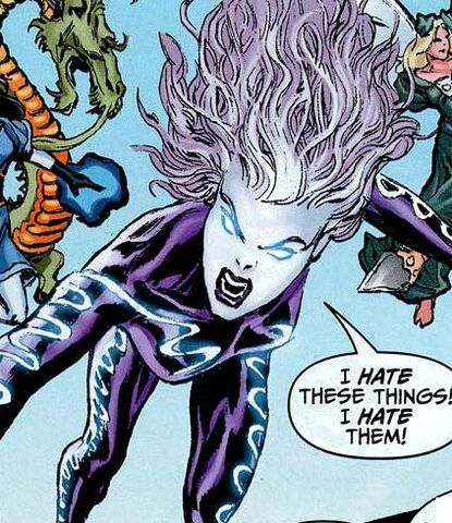 File:Miss Poltergeist 001.jpg