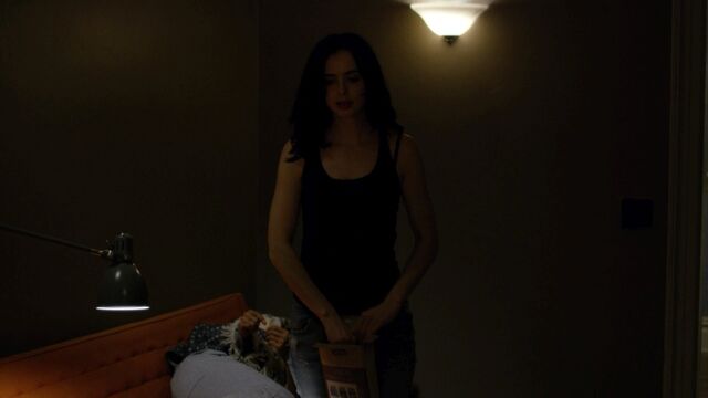 File:JessicaJones 1x06 AKAYoureAWinner 003.jpg