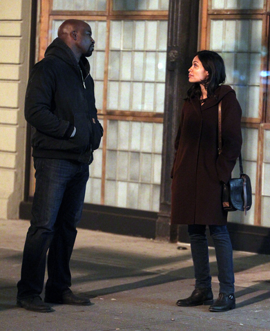 File:Luke Cage BTS 10.png