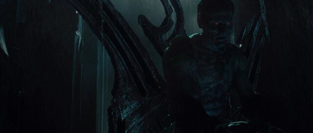File:Laufey-speaks-to-Thor-Loki.jpg