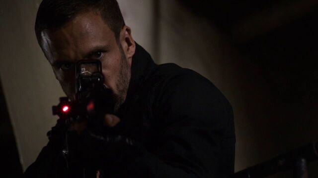 File:Lance-Hunter-Takes-Aim-Donnie-Gill.jpg