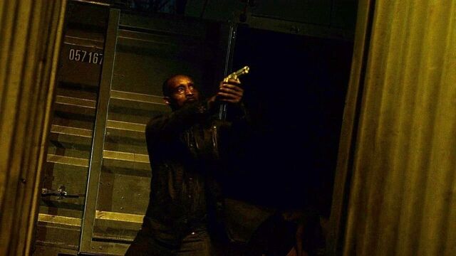 File:800px-Daredevil-S01E01-SandW-1-1-.jpg