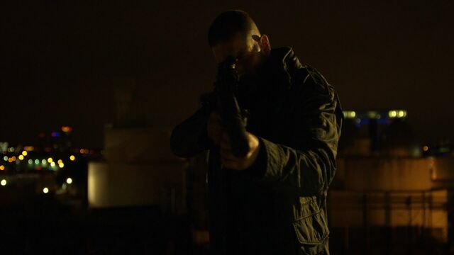 File:PunisherAiming-DogsToAGunFight.jpg
