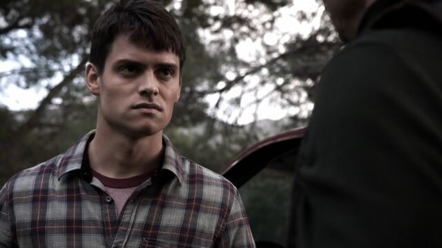 File:YoungWard-Garrett-ForestChat.jpg