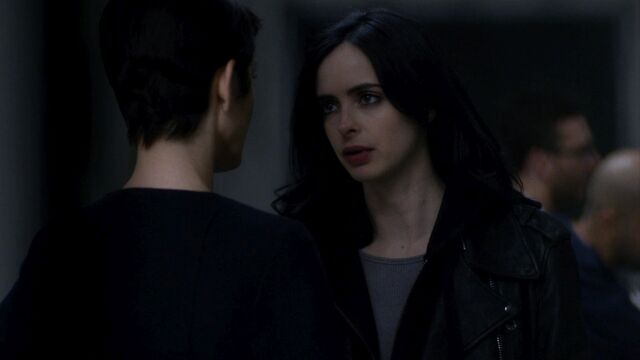 File:JessicaJones 1x06 AKAYoureAWinner 338.jpg