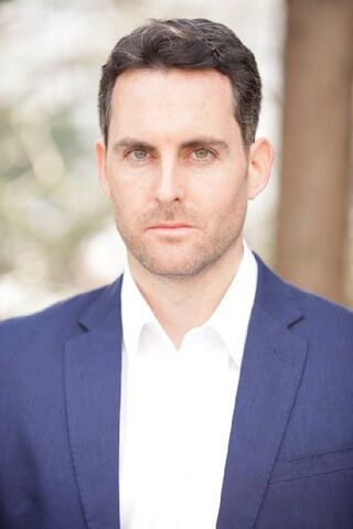 File:Max Cavenham.jpg