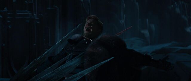 File:Fandral-Injured-Ice-Giants.jpg