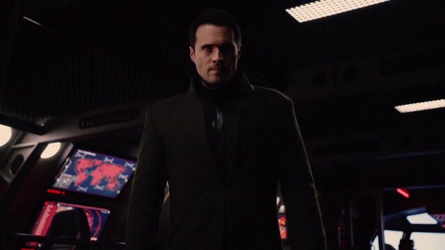 File:Hive-S3E22-SHIELDAttacks.jpg
