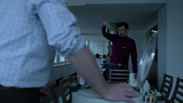 File:Kilgrave-Experimenting-S1E12.jpg