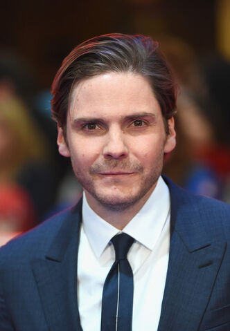 File:Daniel Bruhl.jpg