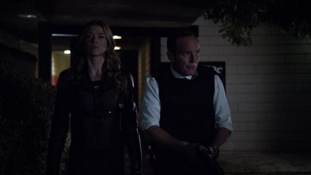 File:Bobbi-Morse-Phil-Coulson-High-School-Mission.jpg