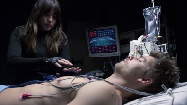 File:Skye-saves-Lincoln.jpg