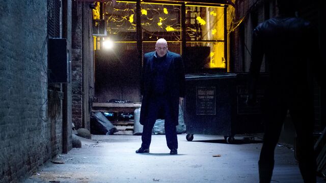 File:Daredevil-vs-Kingpin-alley-fight-1-.jpg